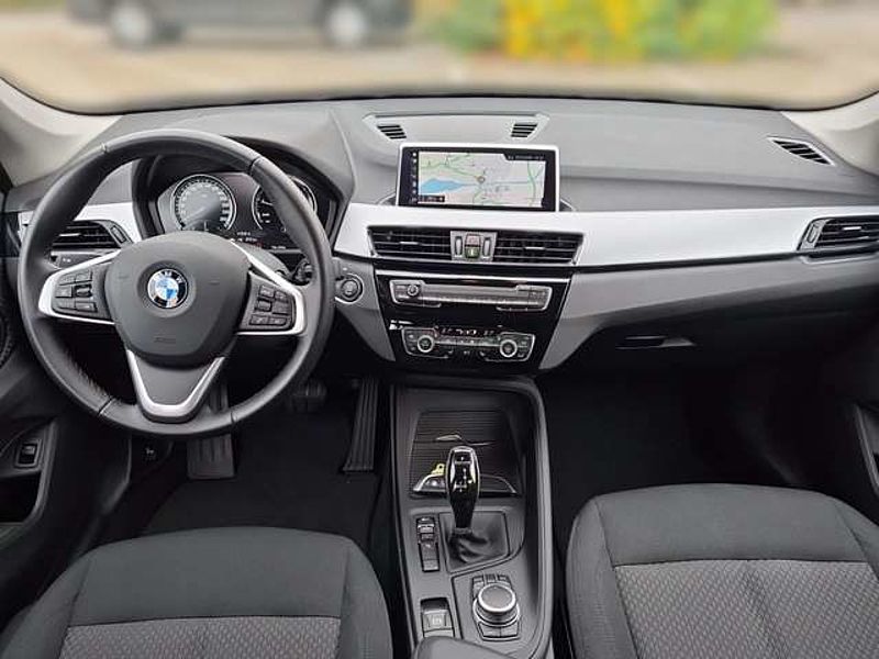 BMW X1 sDrive18i Advantage/NAVI/LED/DAB/RTTI/SHZ/PDC